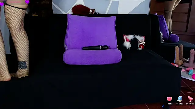 karlamoon23 online show from June 9, 2026, 11:39 pm