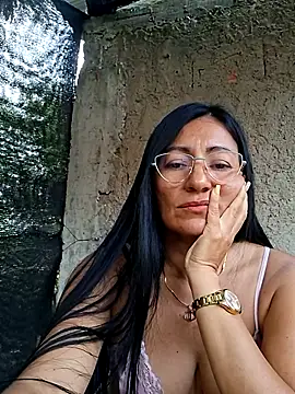 maturexxxnaughty online show from April 23, 2026, 12:29 pm
