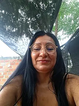 Snapshot of maturexxxnaughty chatting on June 4, 2026, 11:37 am maturexxxnaughty online show from June 4, 2026, 11:37 am