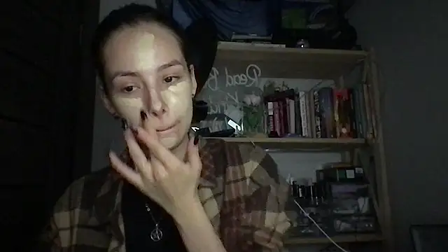 Snapshot of Yuna5343 chatting on October 10, 2025, 9:15 pm Yuna5343 online show from October 10, 2025, 9:15 pm