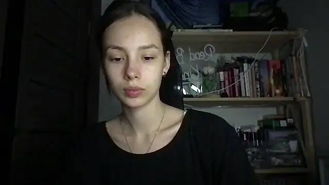 Snapshot of Yuna5343 chatting on October 16, 2025, 8:06 pm Yuna5343 online show from October 16, 2025, 8:06 pm