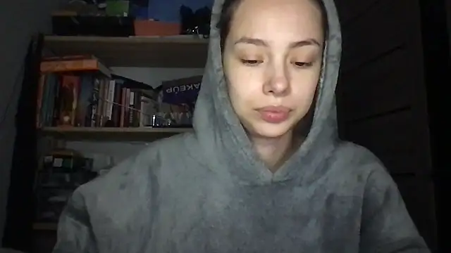 Snapshot of Yuna5343 chatting on November 22, 2025, 9:24 pm Yuna5343 online show from November 22, 2025, 9:24 pm