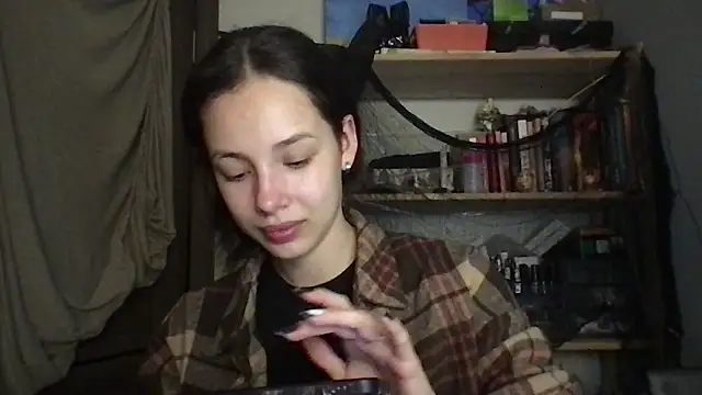 Snapshot of Yuna5343 chatting on November 4, 2025, 9:51 pm Yuna5343 online show from November 4, 2025, 9:51 pm