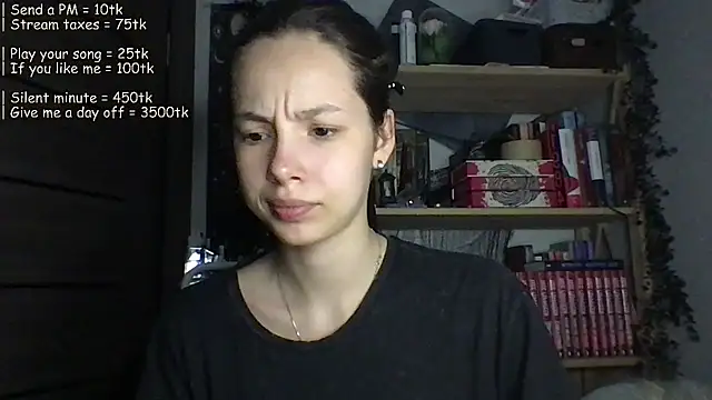 Yuna5343 online show from June 6, 2026, 7:19 pm