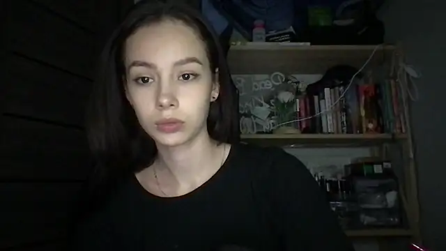 Snapshot of Yuna5343 chatting on October 17, 2025, 8:21 pm Yuna5343 online show from October 17, 2025, 8:21 pm