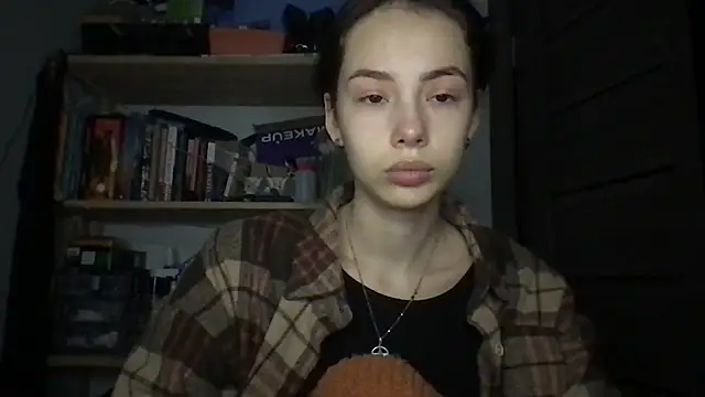 Snapshot of Yuna5343 chatting on November 14, 2025, 10:35 pm Yuna5343 online show from November 14, 2025, 10:35 pm