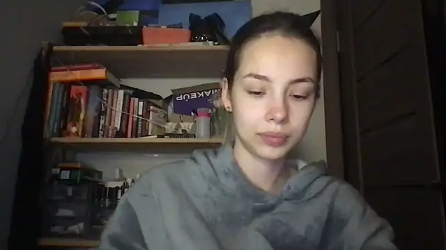 Snapshot of Yuna5343 chatting on November 20, 2025, 7:36 pm Yuna5343 online show from November 20, 2025, 7:36 pm