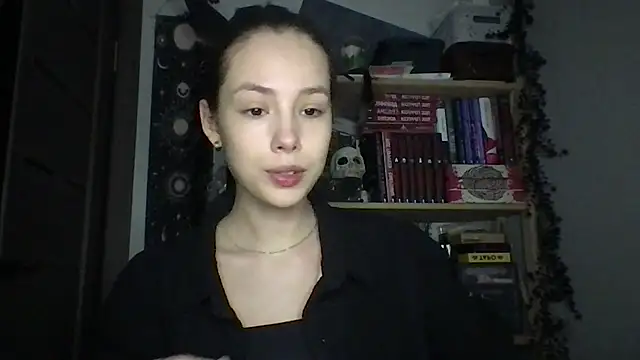 Yuna5343 online show from April 23, 2026, 8:54 pm