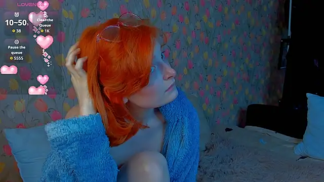 Snapshot of Squirrel_Bunny chatting on October 16, 2025, 4:26 pm Squirrel Bunny online show from October 16, 2025, 4:26 pm