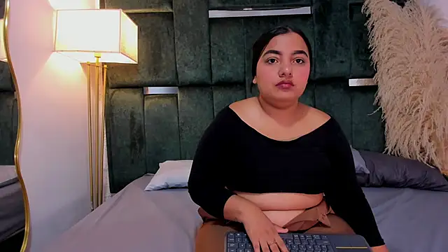 Snapshot of Chloe_jackson25 chatting on October 8, 2025, 6:41 pm Chloe jackson25 online show from October 8, 2025, 6:41 pm