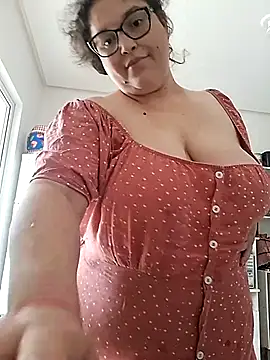 Snapshot of valkiriabbw chatting on March 19, 2026, 2:50 pm valkiriabbw online show from March 19, 2026, 2:50 pm