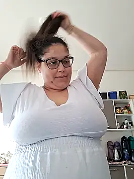 Snapshot of valkiriabbw chatting on March 4, 2026, 1:52 pm valkiriabbw online show from March 4, 2026, 1:52 pm