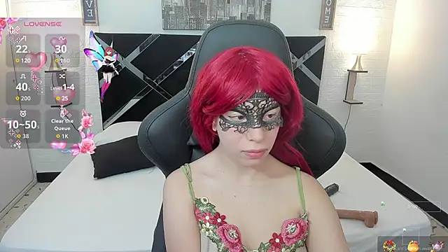 Katalina red online show from September 25, 2025, 7:20 pm