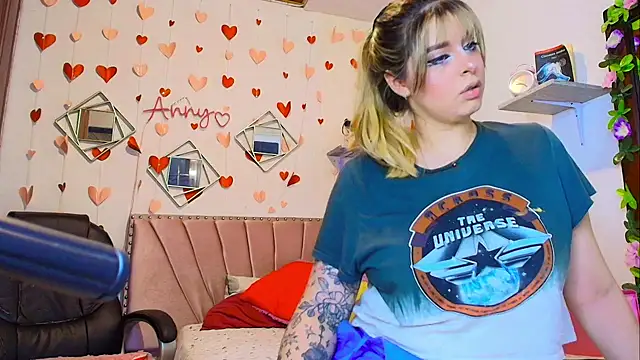 Snapshot of Anny_Hurtado chatting on November 29, 2025, 5:07 am Anny Hurtado online show from November 29, 2025, 5:07 am