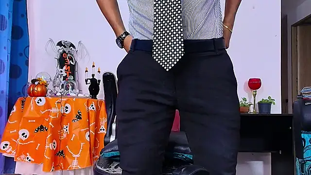 DaveSoldier online show from November 4, 2025, 7:06 pm