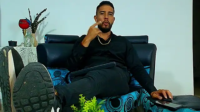 DaveSoldier online show from October 7, 2025, 4:24 am