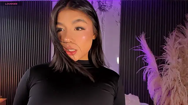 Snapshot of ShaniaDaniels chatting on March 10, 2026, 9:52 pm ShaniaDaniels online show from March 10, 2026, 9:52 pm