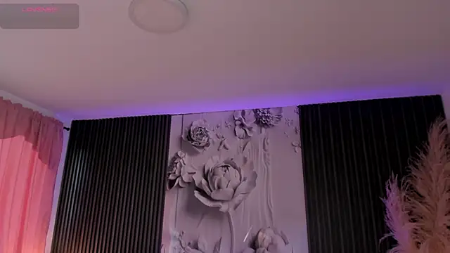 Snapshot of ShaniaDaniels chatting on March 11, 2026, 9:31 pm ShaniaDaniels online show from March 11, 2026, 9:31 pm