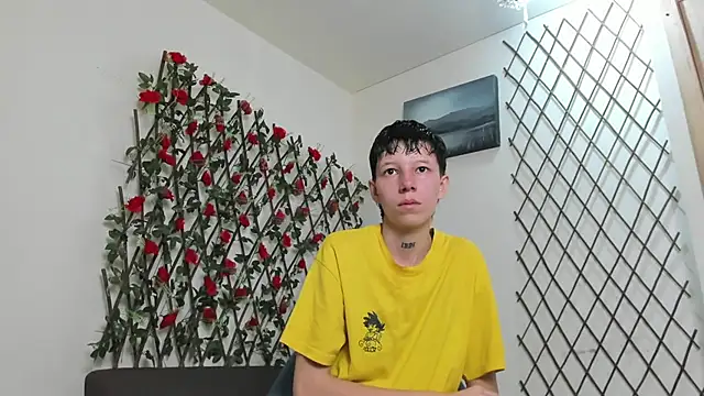 Snapshot of LiamBrown09 chatting on August 6, 2026, 7:42 pm LiamBrown09 online show from August 6, 2026, 7:42 pm