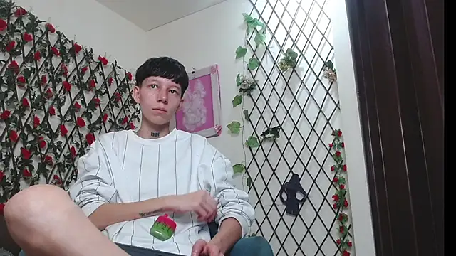 LiamBrown09 online show from April 30, 2026, 7:10 pm