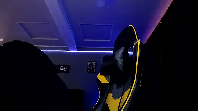 alexgiraldo   online show from September 11, 2025, 12:05 pm