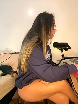 Snapshot of jessens144 chatting on October 13, 2025, 4:19 pm jessens144 online show from October 13, 2025, 4:19 pm