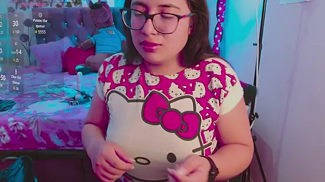 Snapshot of Estrella__sex chatting on October 7, 2025, 9:16 pm Estrella sex online show from October 7, 2025, 9:16 pm