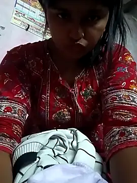 heena3355 online show from February 4, 2026, 1:06 pm