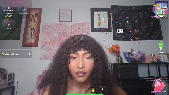 ziafoxy online show from October 3, 2025, 4:30 pm