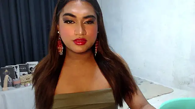 Snapshot of LastyLuna chatting on December 3, 2025, 3:18 am LastyLuna online show from December 3, 2025, 3:18 am