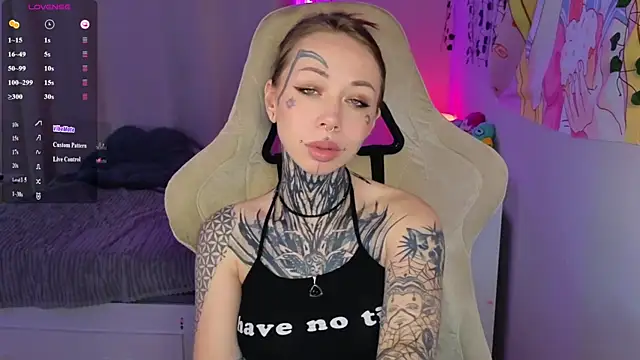 bunnykellyyy online show from May 7, 2026, 6:28 am