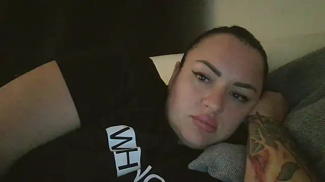 AliTemptress online show from October 5, 2025, 3:41 am