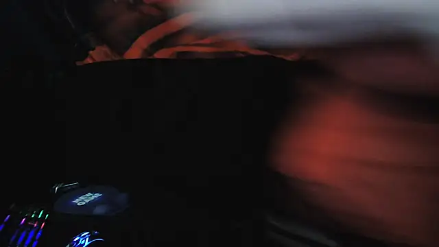 Snapshot of Splash_Queen420 chatting on October 21, 2025, 6:13 am Splash Queen420 online show from October 21, 2025, 6:13 am