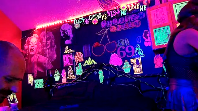 Snapshot of Splash_Queen420 chatting on July 19, 2026, 11:07 am Splash Queen420 online show from July 19, 2026, 11:07 am