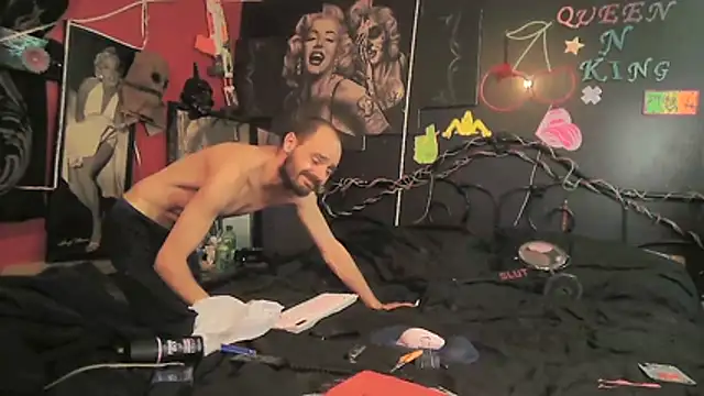 Snapshot of Splash_Queen420 chatting on March 16, 2026, 5:44 am Splash Queen420 online show from March 16, 2026, 5:44 am