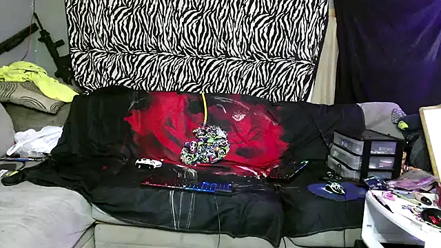 Snapshot of Splash_Queen420 chatting on November 21, 2025, 6:34 am Splash Queen420 online show from November 21, 2025, 6:34 am