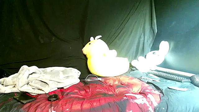 Snapshot of Splash_Queen420 chatting on December 5, 2025, 5:28 am Splash Queen420 online show from December 5, 2025, 5:28 am