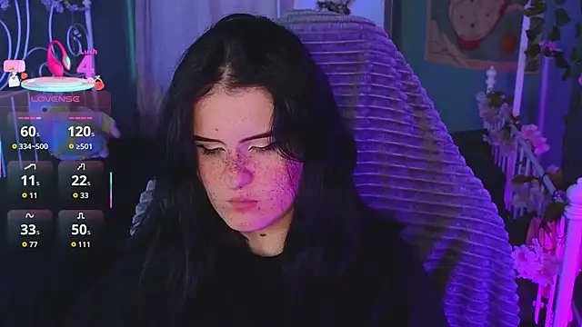 Snapshot of Dark_Shine chatting on November 15, 2025, 10:19 am Dark Shine online show from November 15, 2025, 10:19 am