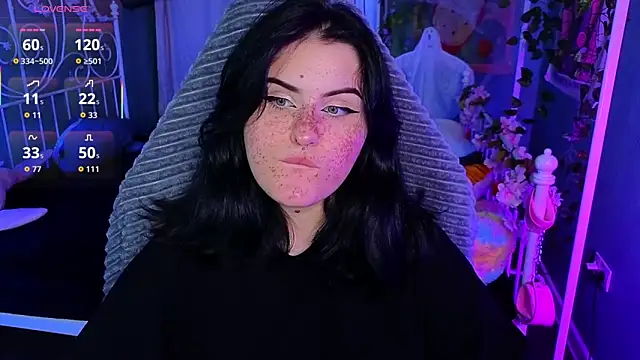 Snapshot of Dark_Shine chatting on November 4, 2025, 6:06 am Dark Shine online show from November 4, 2025, 6:06 am