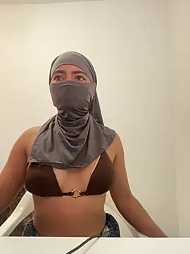 jade nassar online show from April 23, 2026, 1:35 pm