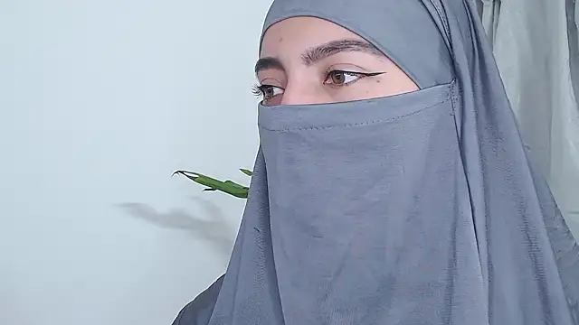 jade nassar online show from February 3, 2026, 7:52 pm