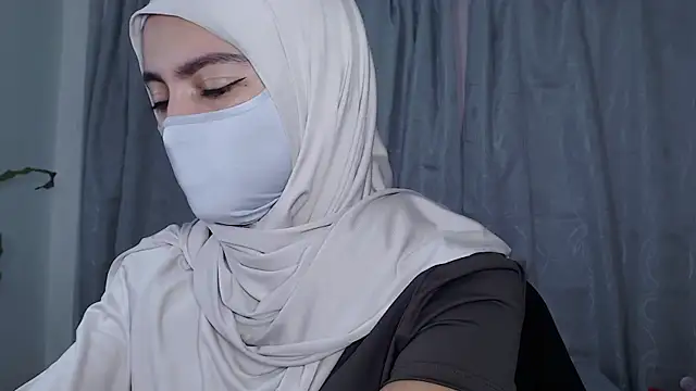 jade nassar online show from April 25, 2026, 11:57 pm