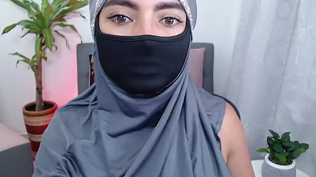 Snapshot of jade_nassar chatting on October 27, 2025, 10:22 pm jade nassar online show from October 27, 2025, 10:22 pm