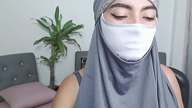 Snapshot of jade_nassar chatting on November 10, 2025, 6:24 pm jade nassar online show from November 10, 2025, 6:24 pm