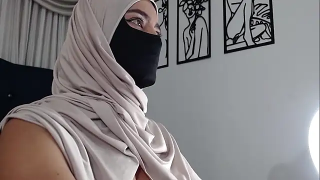 Snapshot of jade_nassar chatting on October 5, 2025, 11:39 pm jade nassar online show from October 5, 2025, 11:39 pm