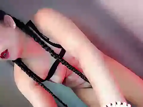 your hottest kim online show from October 14, 2025, 5:41 am