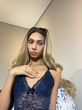 Snapshot of heloagreen_ chatting on September 11, 2025, 3:17 am heloagreen online show from September 11, 2025, 3:17 am