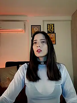 mishelkrave  online show from October 18, 2025, 1:07 am