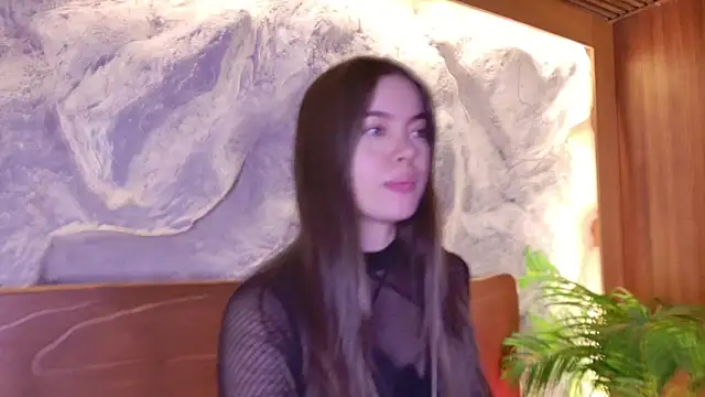 Katarina Rostova online show from February 4, 2026, 4:24 pm