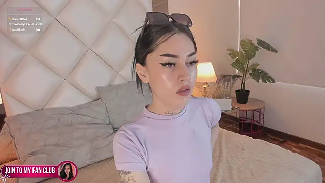 Megan DH online show from September 19, 2025, 2:10 pm